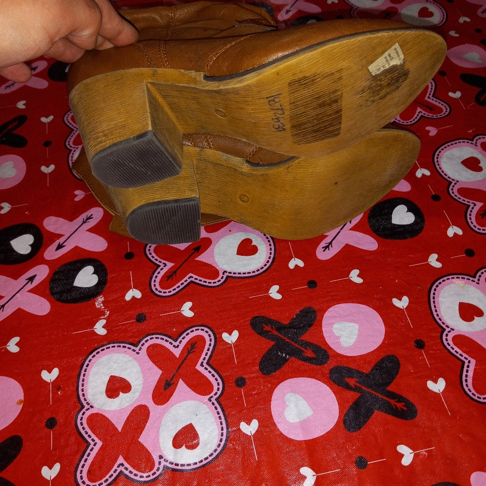 EUC Wet Seal boots - Picture 5 of 5